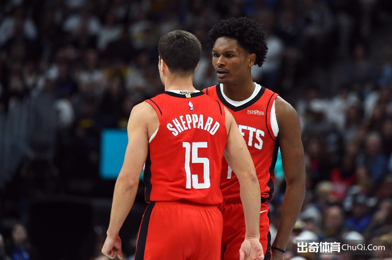 杜维崧与叶,品秀连续多,年荣获最佳,中欧体育官网,ZO,SPORTS,中欧体育中国官网,ZO体育平台,中欧体育服务