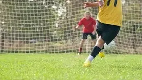 2025年春晚手语同步演绎：听障演员的幕后传奇