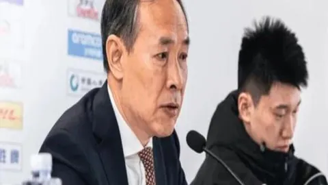 施羅德與詹金斯火藥味對峙深度剖析